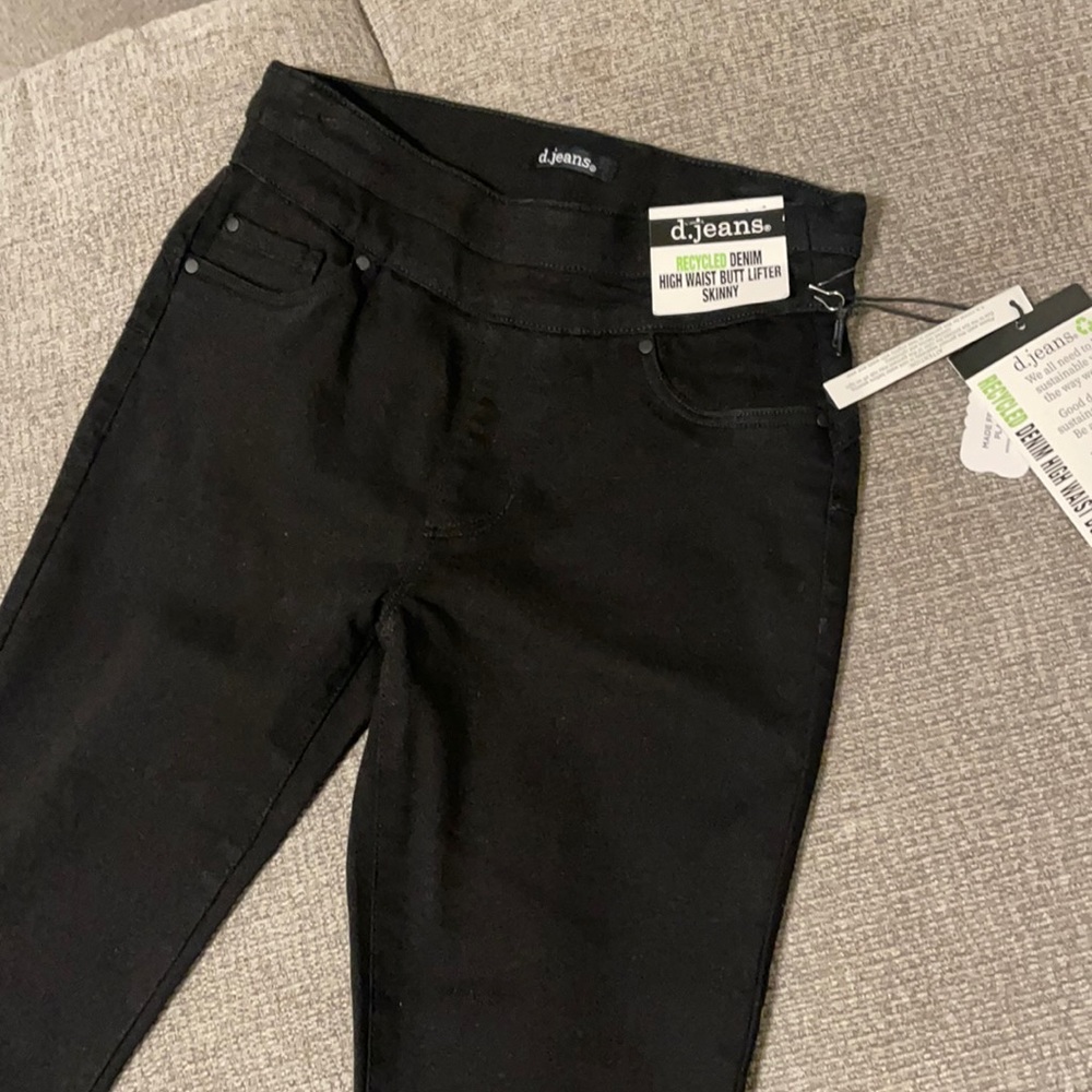 Black skinny jeans